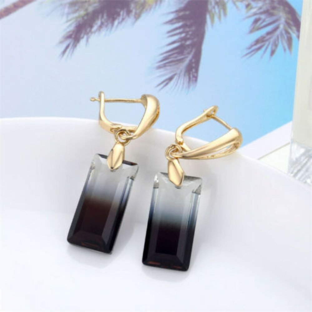 SALE ** BRAND NEW ** BEAUTIFUL GRADIENT DANGLE EARRINGS